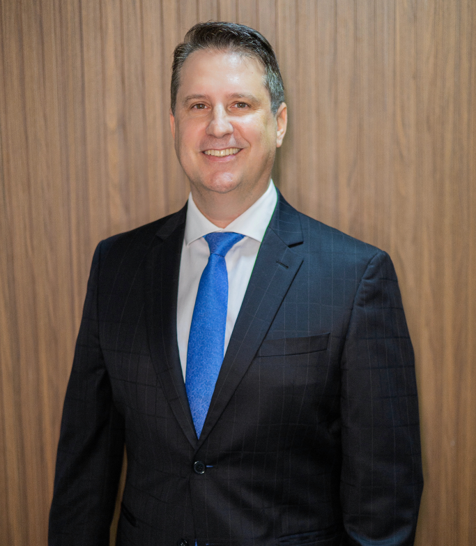 DR. BRIAN CERRI GUZZO